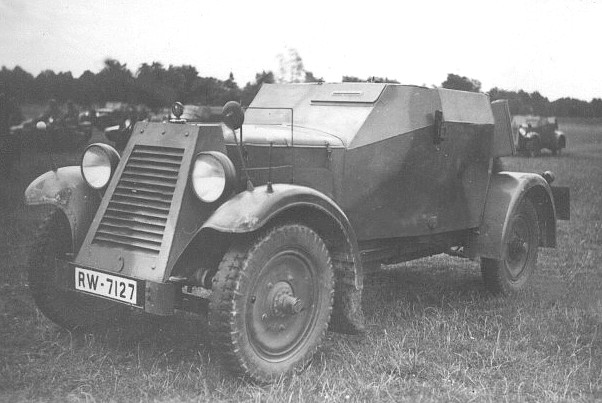Bronco CB35032 1/35 German Adler Kfz.13 Armored Car